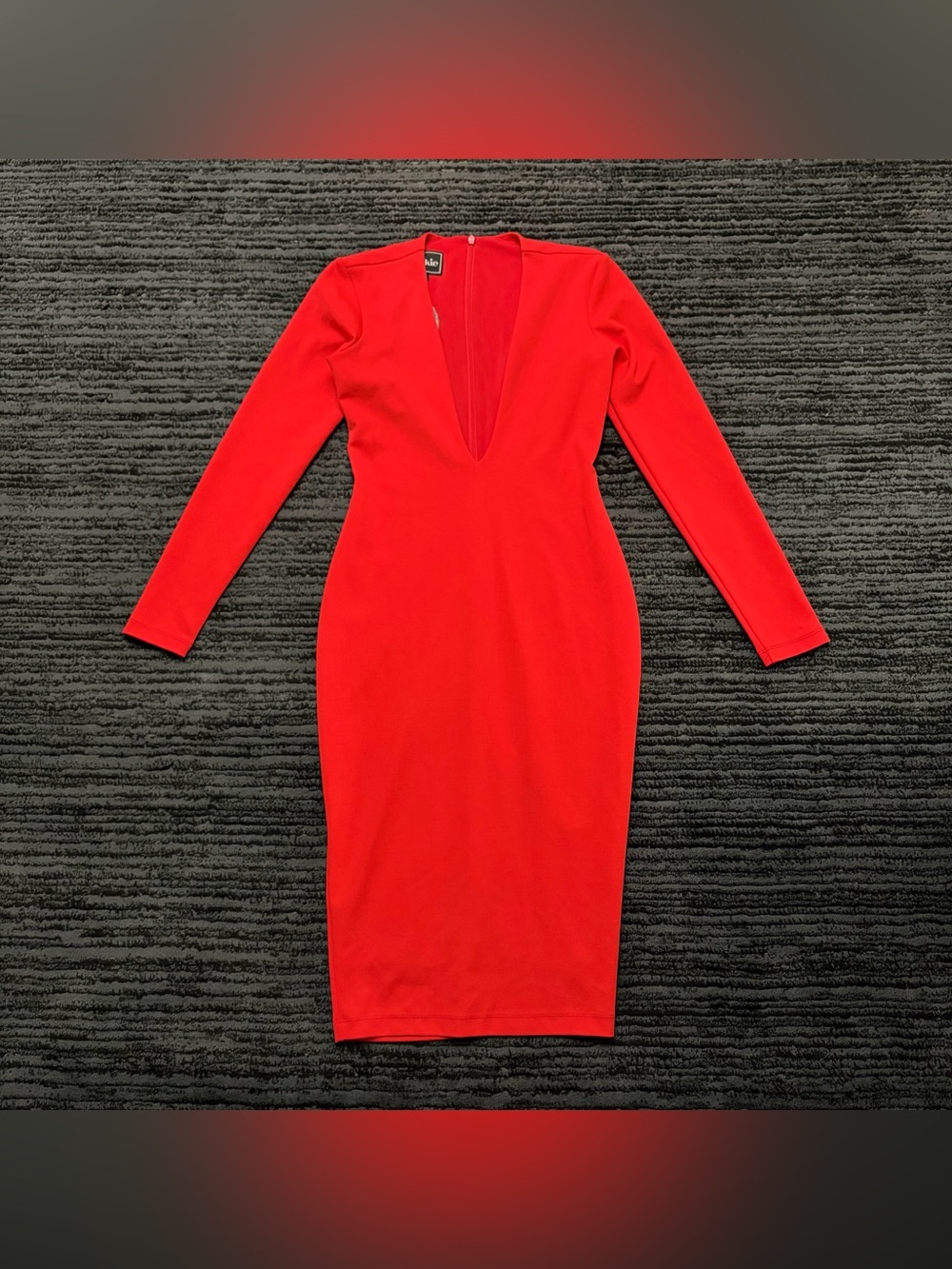 NWT Nookie Bombshell Cherry Red V Neck Glam Midi Dress